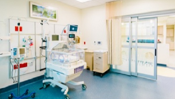 photo of a neonatal intensive care unit hospital room