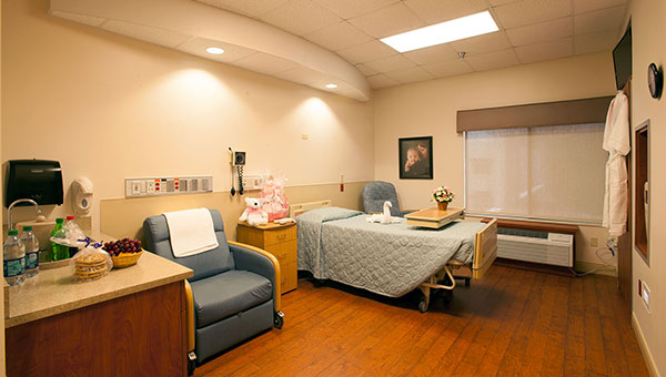 Mom and Baby room at Winter Haven Women's Hospital
