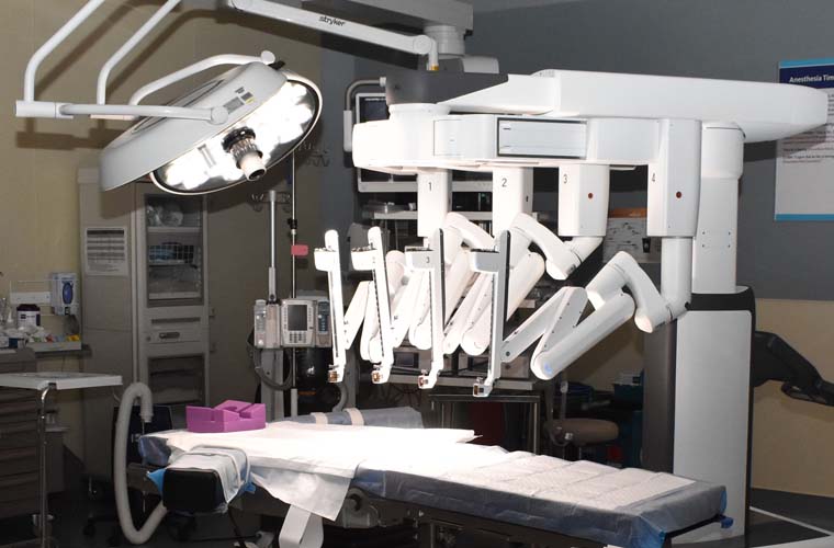 Robotic Technology Offers Precision for Surgeons, Fast Recoveries for Patients