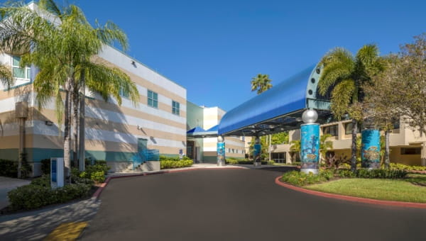 exterior view of st josephs childrens hospital pediatric hematology and oncology